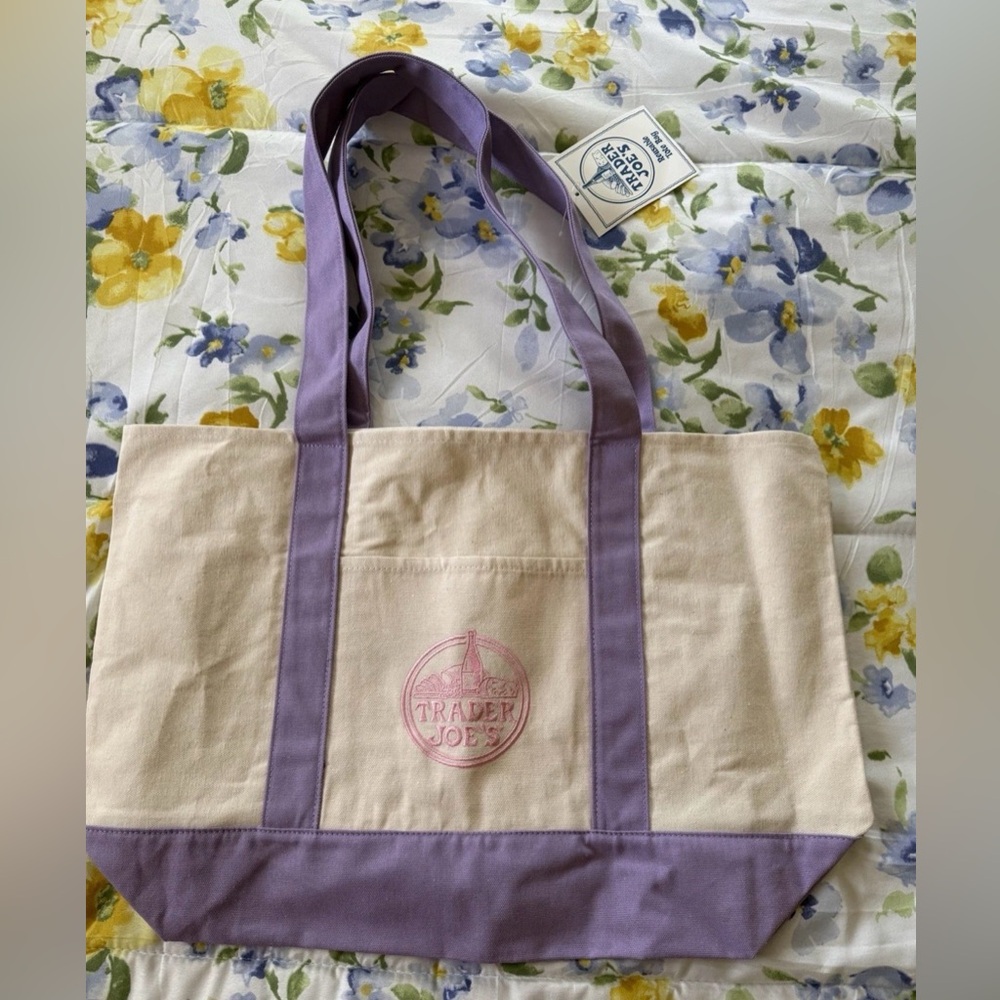 Trader Joe’s Spring 2026 Large Lavender Canvas Market Tote NWT